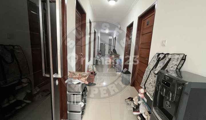 Kost 36 Kamar Full Terisi, Omset 1,2 M/Tahun bisa Ditingkatkan 1,8 M/Tahun, Hanya 2 Menit ke LRT Dukuh Atas dan 850 M MRT Setiabudi. Lokasi Strategis Lebar Jalan 2 Mobil Dekat Area Perkantoran Sudirman, Senayan, Scbd Kuningan, Super Strategis