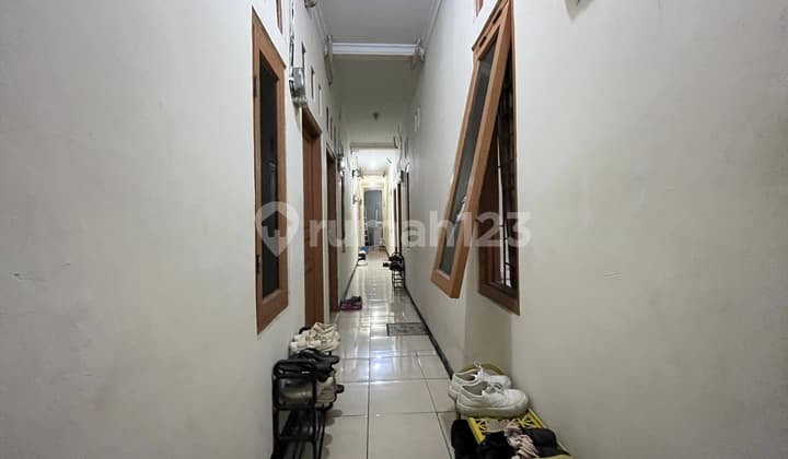 One Step to Unj Turnover 315 Million/Year ROI 10% 21-Room Boarding House Fully Occupied in Rawamangun, East Jakarta