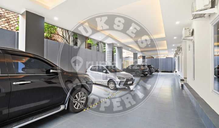 Premium Boarding House 81 Rooms Fully Occupied 100% - Monthly Revenue 2.8 Billion, Petojo Area, Parking for 6 Cars, Freehold Title