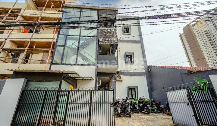 Turun Harga! Roi 11%, Butuh Cepet, Omset 720 Jt/Tahun Full Terisi Kost Eksklusif 24 Kamar Full Furnished, Pusat Bisnis Tebet