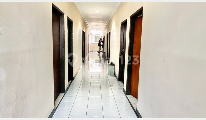 SUPER STRATEGIS! Hotel 100+ Kamar Taman Sari, Omset Tinggi, Lokasi Dekat Stasiun!