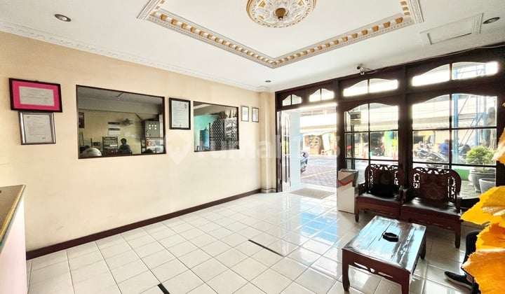 BANTING HARGA DIJUAL HOTEL LOKASI SUPER STRATEGIS DIJAKARTA BARAT