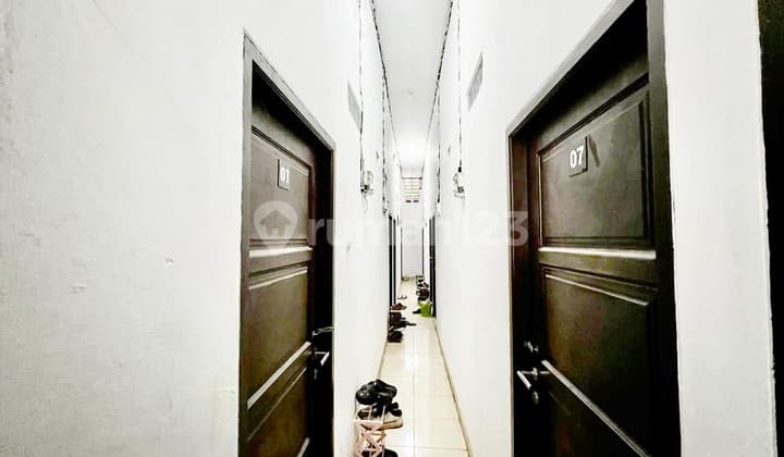Kost Dijalan Raya Strategis 36 Kamar Full Furnished Jakarta Utara