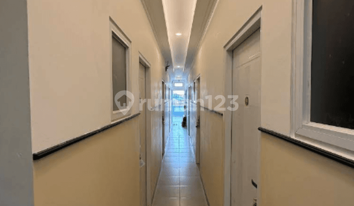 PRICE DROP! Exclusive Boarding House with 37 Rooms Always 100% Occupied, Revenue 61 Million/Month, ROI 10%, Two-Car Road Access. Fully Furnished in Jelambar