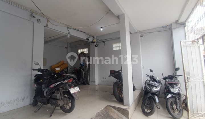 Roi Tinggi 11 Rumah Kos 55 Kamar Depan Persis Kampus Binus Jakbar