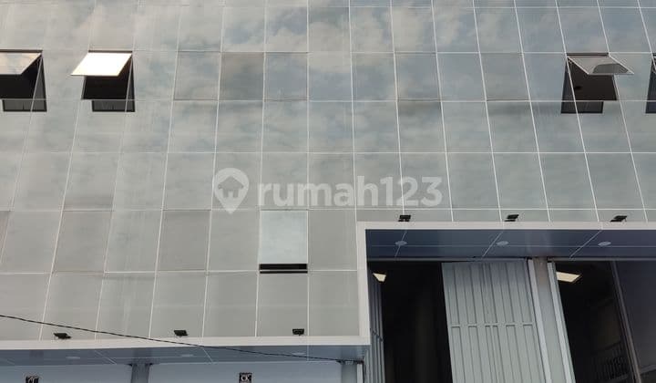 2-Story Warehouse + 4-Story Furnished Office, New, Mezzanine Included, Fully Furnished, Formerly with Elevator