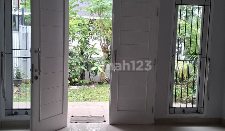 Sewa Rumah Lebak Bulus Siap Huni Dekat MRT Jakarta Selatan( Full Furnished )