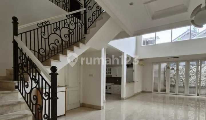 Sewa Tropical Minimalis House Pondok Indah Jakarta Selatan