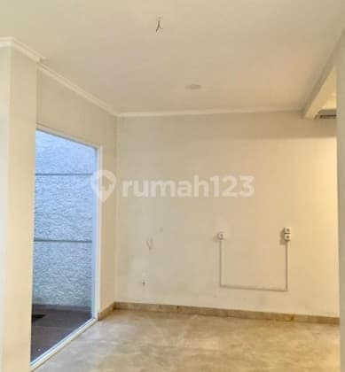 Jual Rumah Luxurios Antasari Jakarta Selatan ( Security 24 Jam )