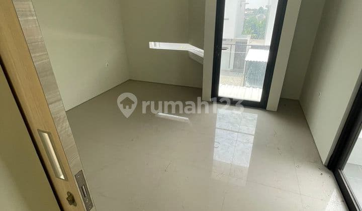 Jual Town House Stellar (hook) Ciputat Tangerang Selatan