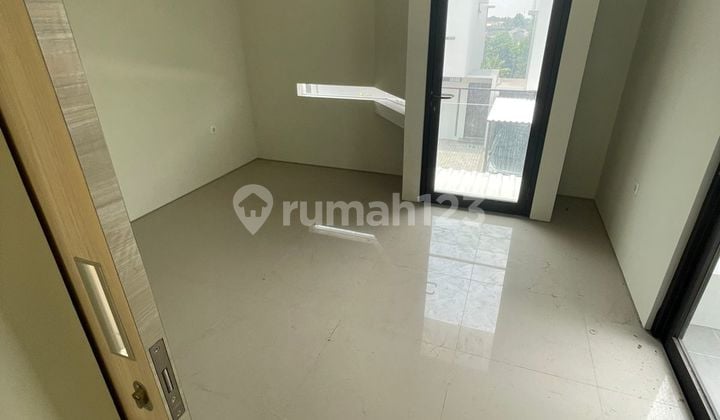 Jual Town House Stellar (hook) Ciputat Tangerang Selatan