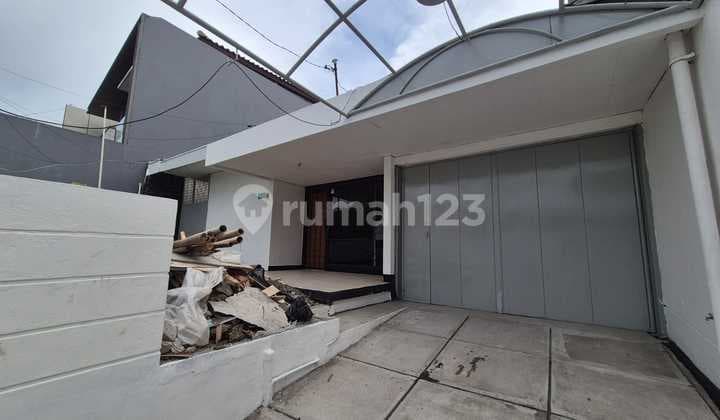 Ready-to-Live House in a Strategic Location at Sumber Sari