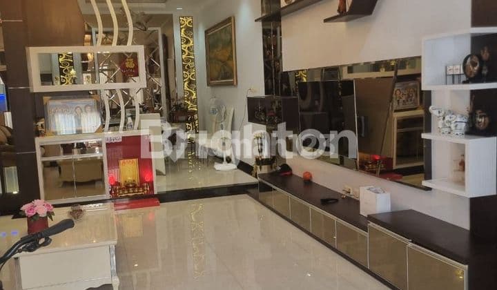 Villa Elite di Komplek Citraland Gama City ( FULLY FURNISHED )