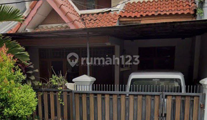 Dijual Cepat Rumah di Komplek Palem Indah