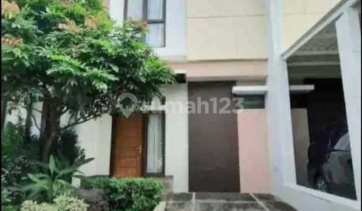 Dijual Cepat!! Rumah 2 Lantai Burgundy Residence Sumarecon Bekasi