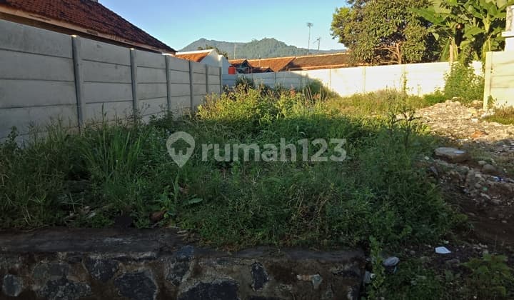 For Sale Land 420 m² Mainroad Cipatik Area