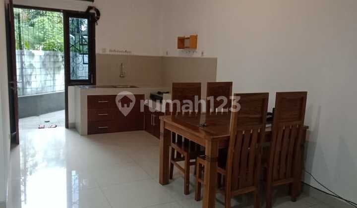 Rumah Full Furnished 2 Lantai 2br Setraduta
