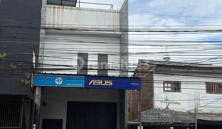 3-Story Shop House Ready for Occupancy on Jl Terusan Kopo Soreang