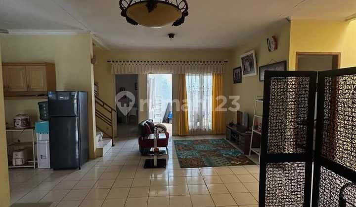 Dijual Cepat Rumah Asri dan Nyaman di Setiabudi Regency Bandung