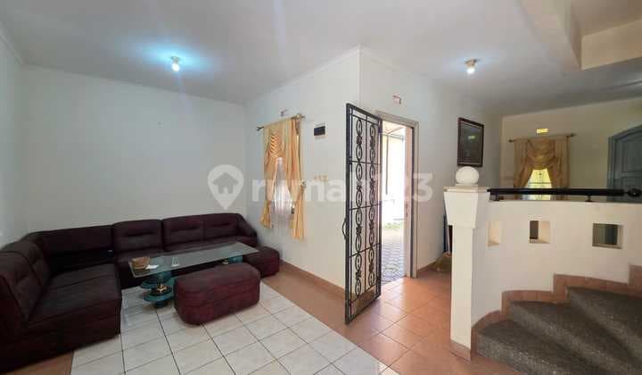 Disewakan Rumah Siap Huni di Parahyangan Rumah Villa Prv Cijerokaso Sarijadi Bandung