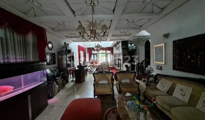 For Sale Mainroad Sutami Setrasari Bandung City House