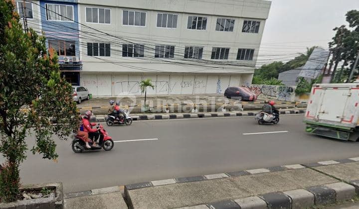 For Rent: 6 Connected Shophouses on the Side of Cibinong Main Road