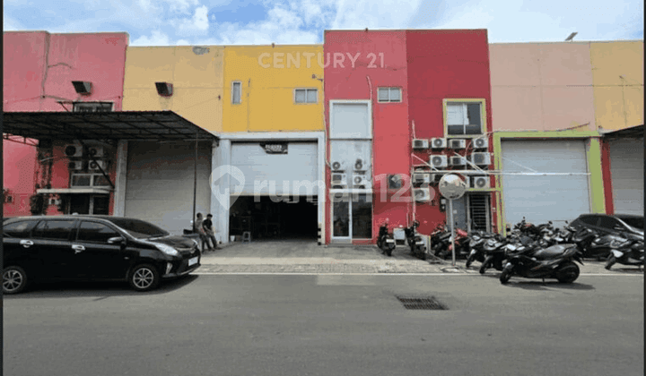 Gudang Gandeng 3 Lantai Akses Container Green Sedayu Bizpark