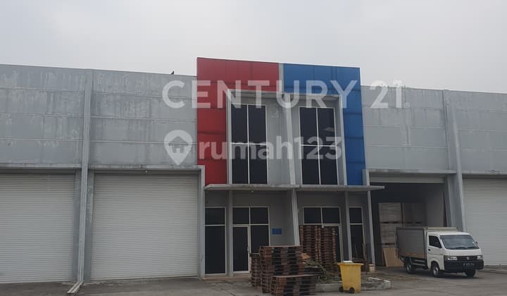 Warehouse for Rent 3 in 1 in Tritonville, Batuceper