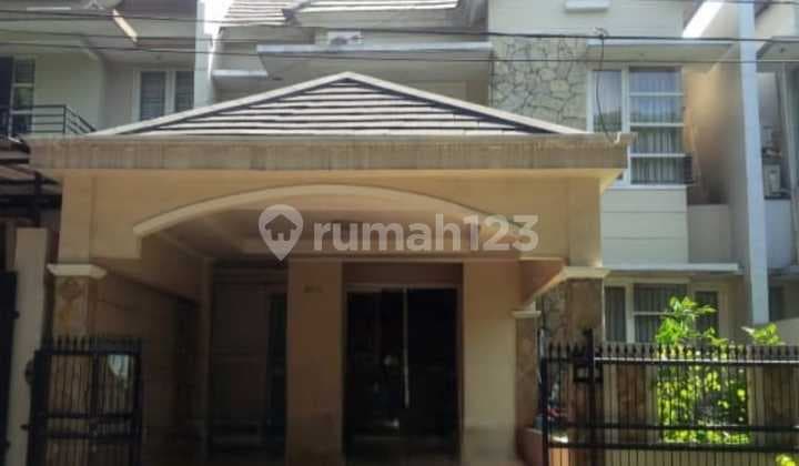 RUMAH JUAL DI VILLA MELATI MAS