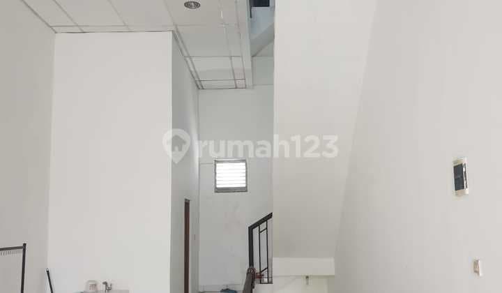 Prime Strategic Shop House in Mekar Wangi, Bandung