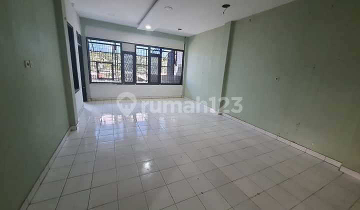 Disewakan Ruko 2 Lantai Cocok Untuk Berbagai Tempat Usaha Main Road Jl.Suci