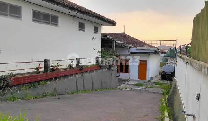 Di Jual Bangunan Luas Strategis Jl. Sangkuriang Cimahi Utara