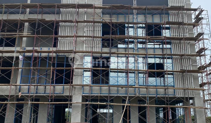 Renovated 351 m2 SHM Shop House in Pantai Indah Kapuk 2, North Jakarta