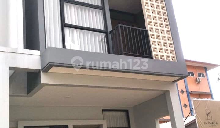 Rumah Petukangan, Jakarta Selatan