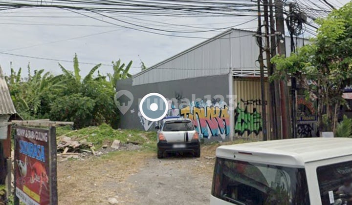 Land on Canggu Main Road Suitable for Business and Office