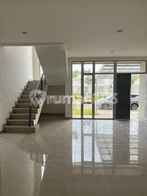 Disewakan Rumah Golf Island Pik Luas 10x15 Kosongan