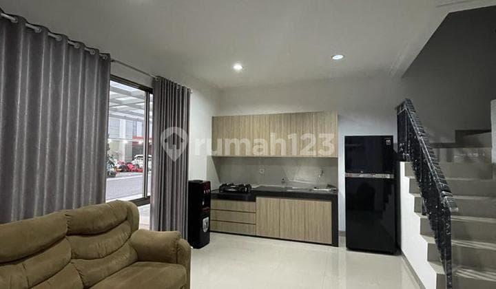 Disewakan Rumah PIK2 luas 8x10 furnished 3 kamar tidur