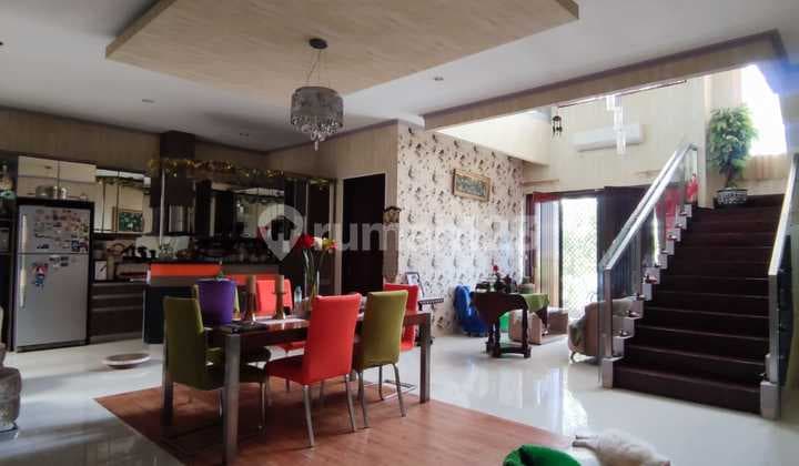 Nice House Hook Position in BSD Delatinos SHM