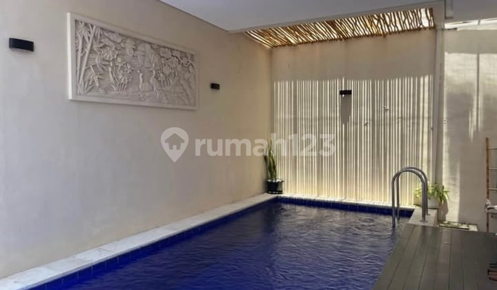 K265 Sewa Villa Puri Gading Jimbaran Kuta Badung Bali Dekat Gwk Uluwatu Pecatu Sidewalk
