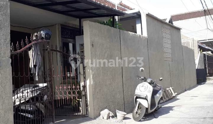 K575 Sewa Rumah Gunung Talang Pemogan Denpasar Bali Dekat Sunset Road Seminyak Imam Bonjol Teuku Umar