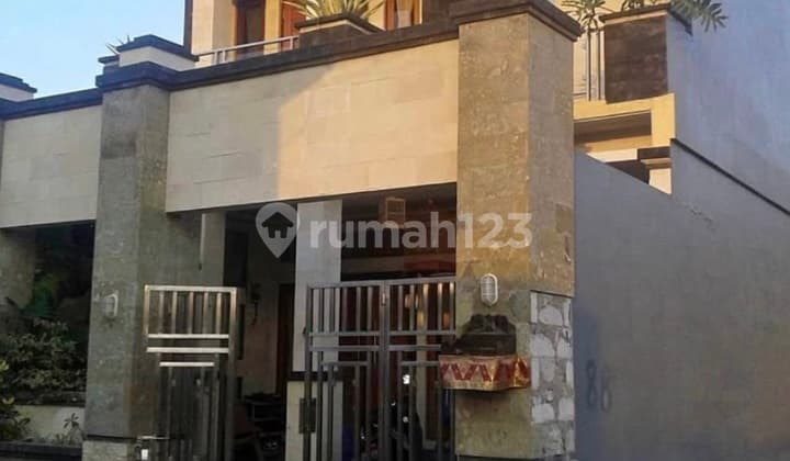 K310 For Sale House in Muding Tengah, Kerobokan, Kuta, Badung, Bali. Near Denpasar, Seminyak, Canggu, Dalung.