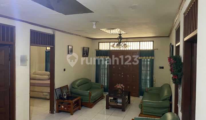 Rumah Lama di Grogol Jl Nurdin, Grogol, Jakarta Barat