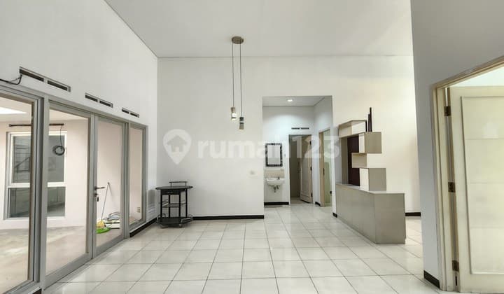 Sell Ready-to-Occupy House in Kota Baru Parahyangan Bandung