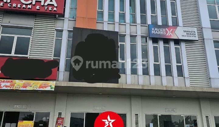 For Rent Fast 3-Story Shophouse in Burgundy Sumarecon Bekasi