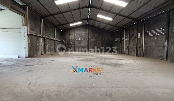 Gudang Murah Akses Kontainer, Dekat Exit Tol di Kawasan Kadipiro