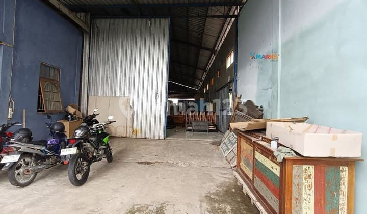 Gudang Murah Banget, Jalur Kontainer Di area Industri Grogol