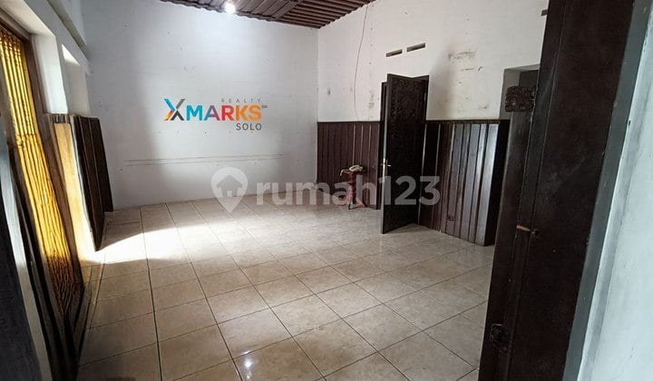 Rumah Luas Tengah Kota Area Kuliner Cocok Utk Cafe, Klinik,Kantor