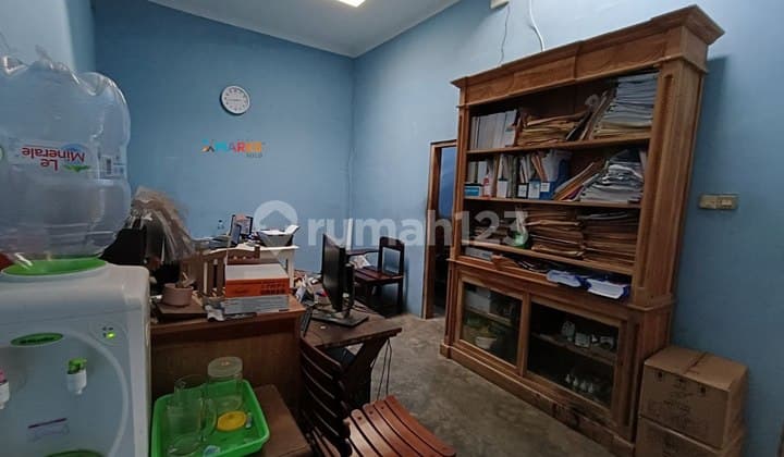 Gudang Murah Banget, Jalur Kontainer Di area Industri Grogol