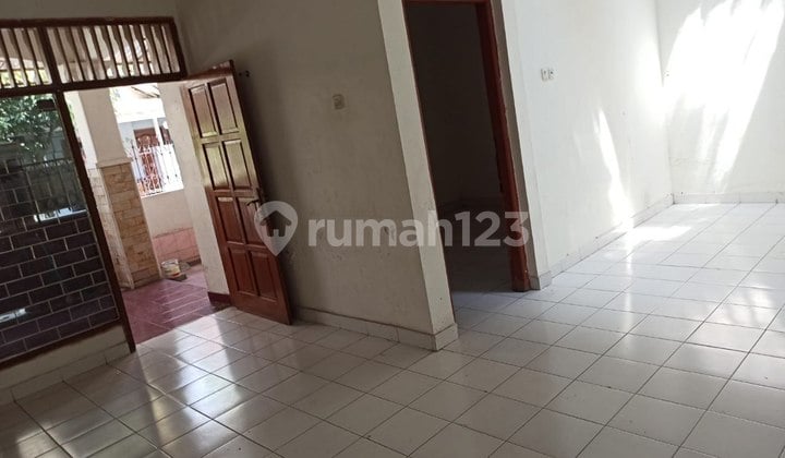 Jual Sewa Rumah Gentan 1.5 LT Dekat Luwes Gentan,Pasti Nyaman