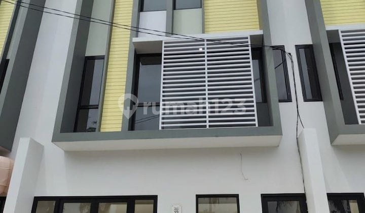 Dijual Ruko 3 Lantai di Prima Harapan Bekasi